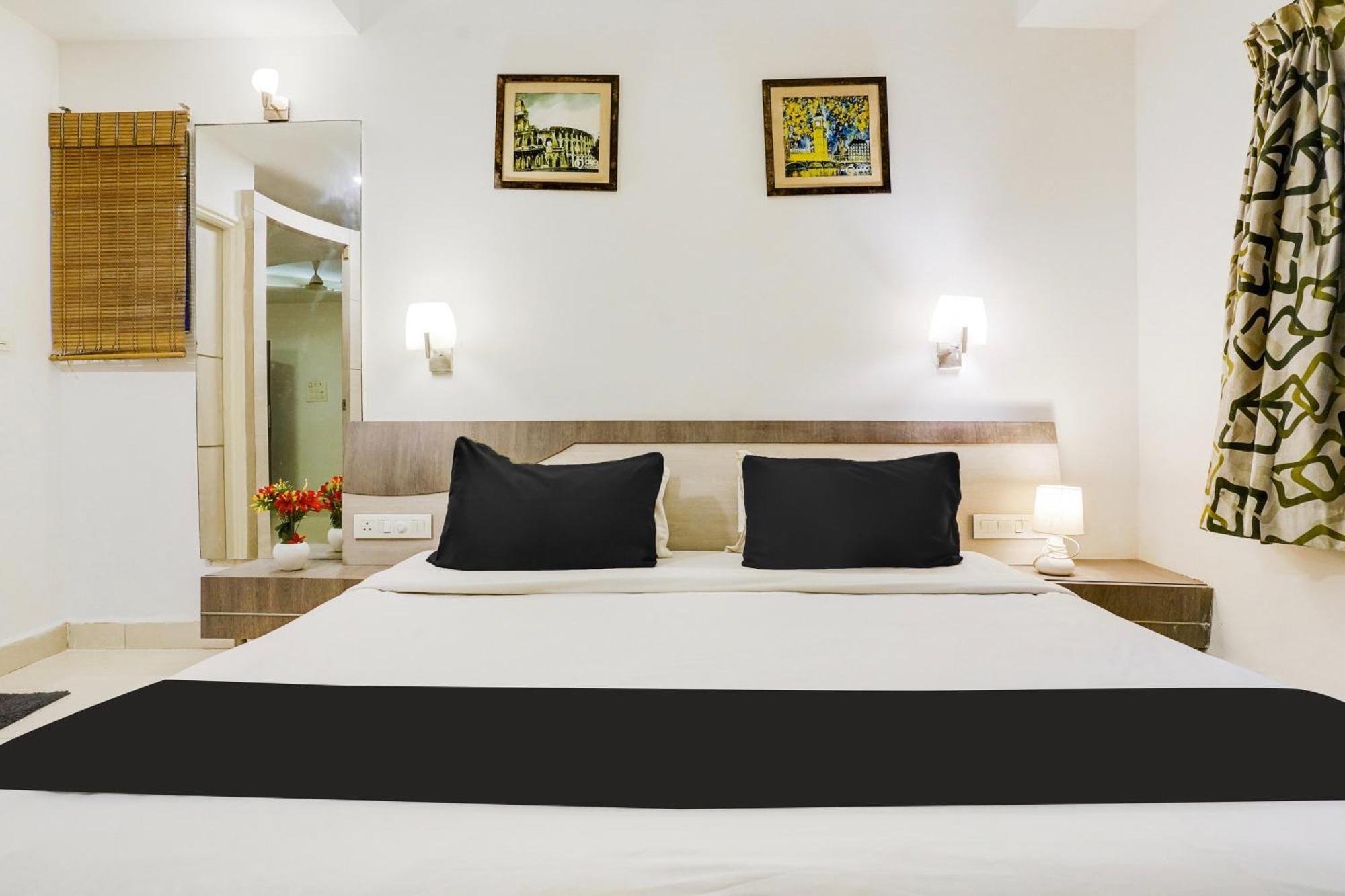 Super Townhouse Calangute - Baga Circle Formerly Park Avenue Bagian luar foto