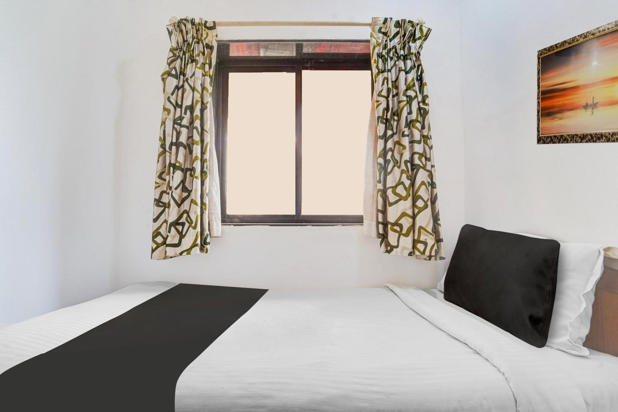 Super Townhouse Calangute - Baga Circle Formerly Park Avenue Bagian luar foto