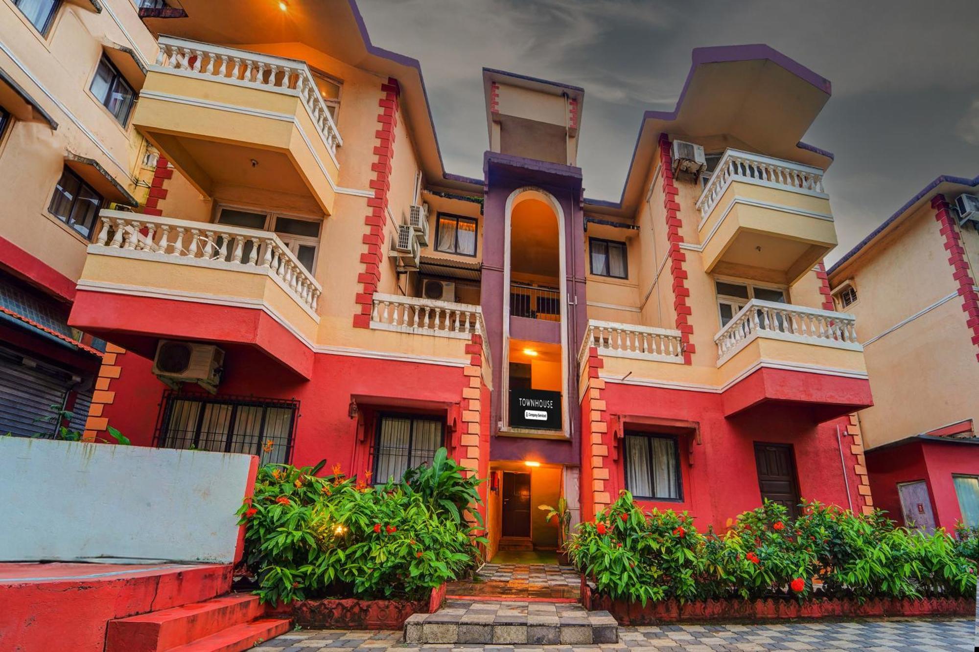 Super Townhouse Calangute - Baga Circle Formerly Park Avenue Bagian luar foto