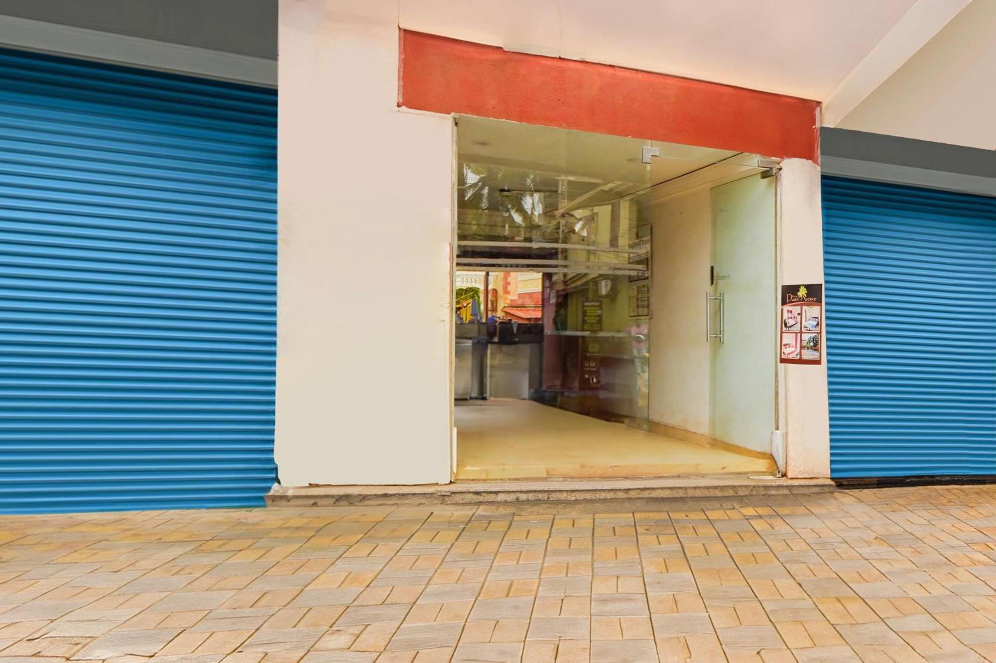 Super Townhouse Calangute - Baga Circle Formerly Park Avenue Bagian luar foto
